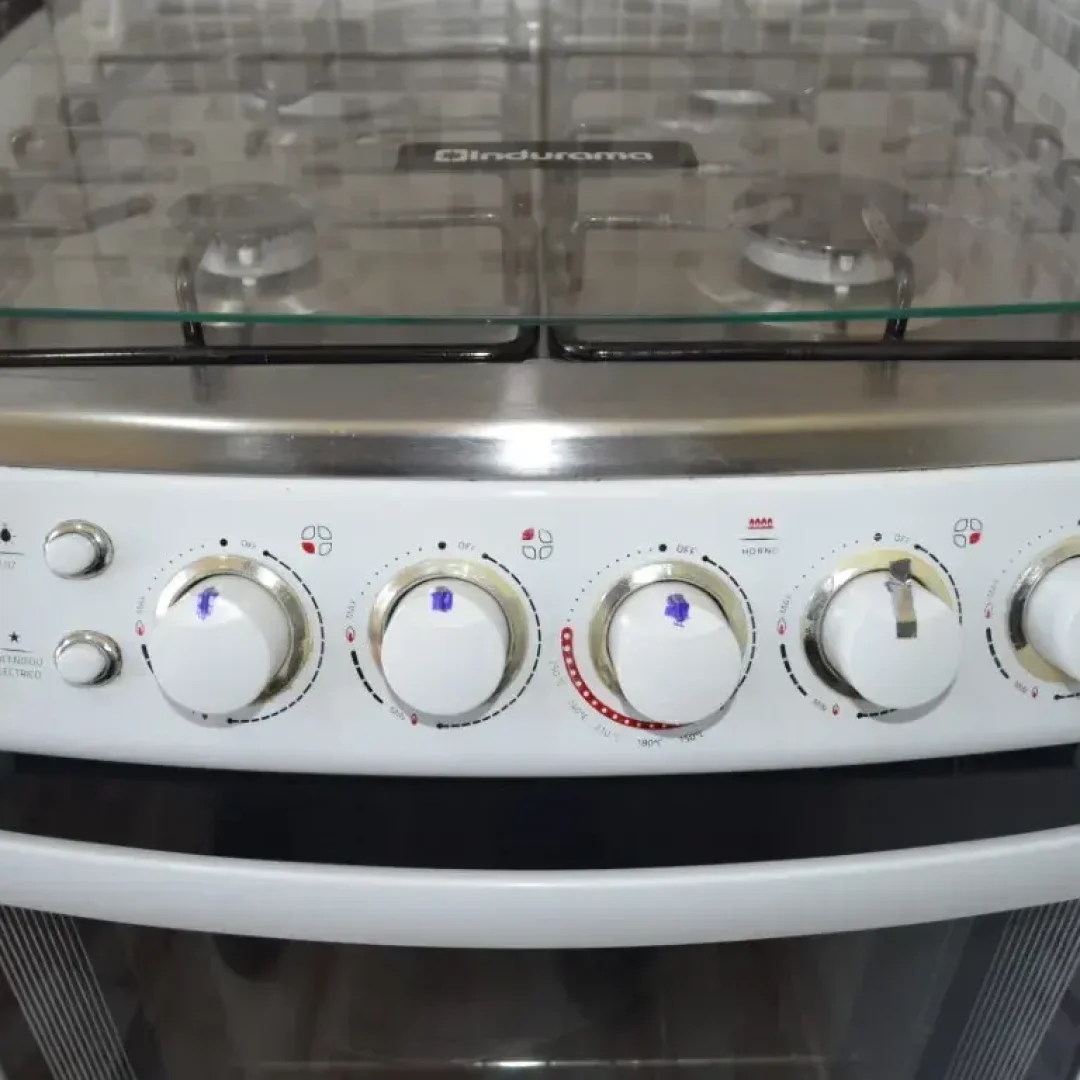 Arrebol - Glak Apart alojamiento turístico en Urdinarrain con vista a la piscina (8)